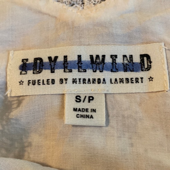 Idyllwind Women’s Floral Sleeveless Top - Picture 4 of 4